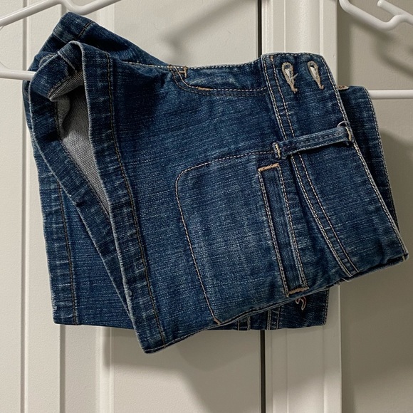 Hollister Jean Shorts - Picture 1 of 3